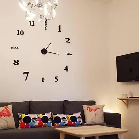 Near Shooping Center, 6 Guests Berlín